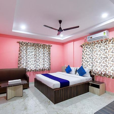 Hotel Blue Abedin Calcutta Exterior foto