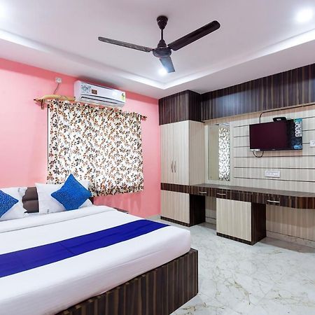 Hotel Blue Abedin Calcutta Exterior foto