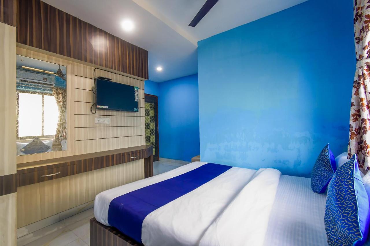 Hotel Blue Abedin Calcutta Exterior foto