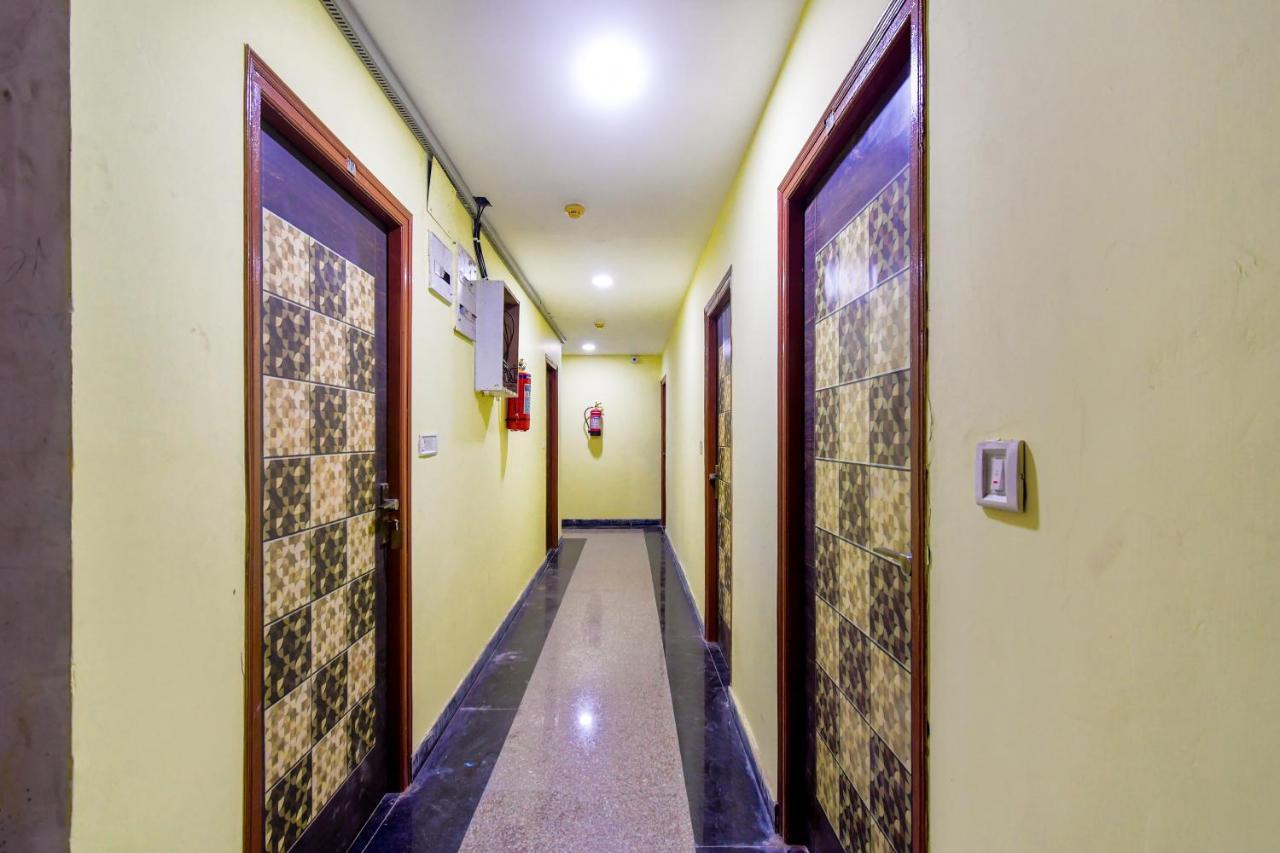 Hotel Blue Abedin Calcutta Exterior foto