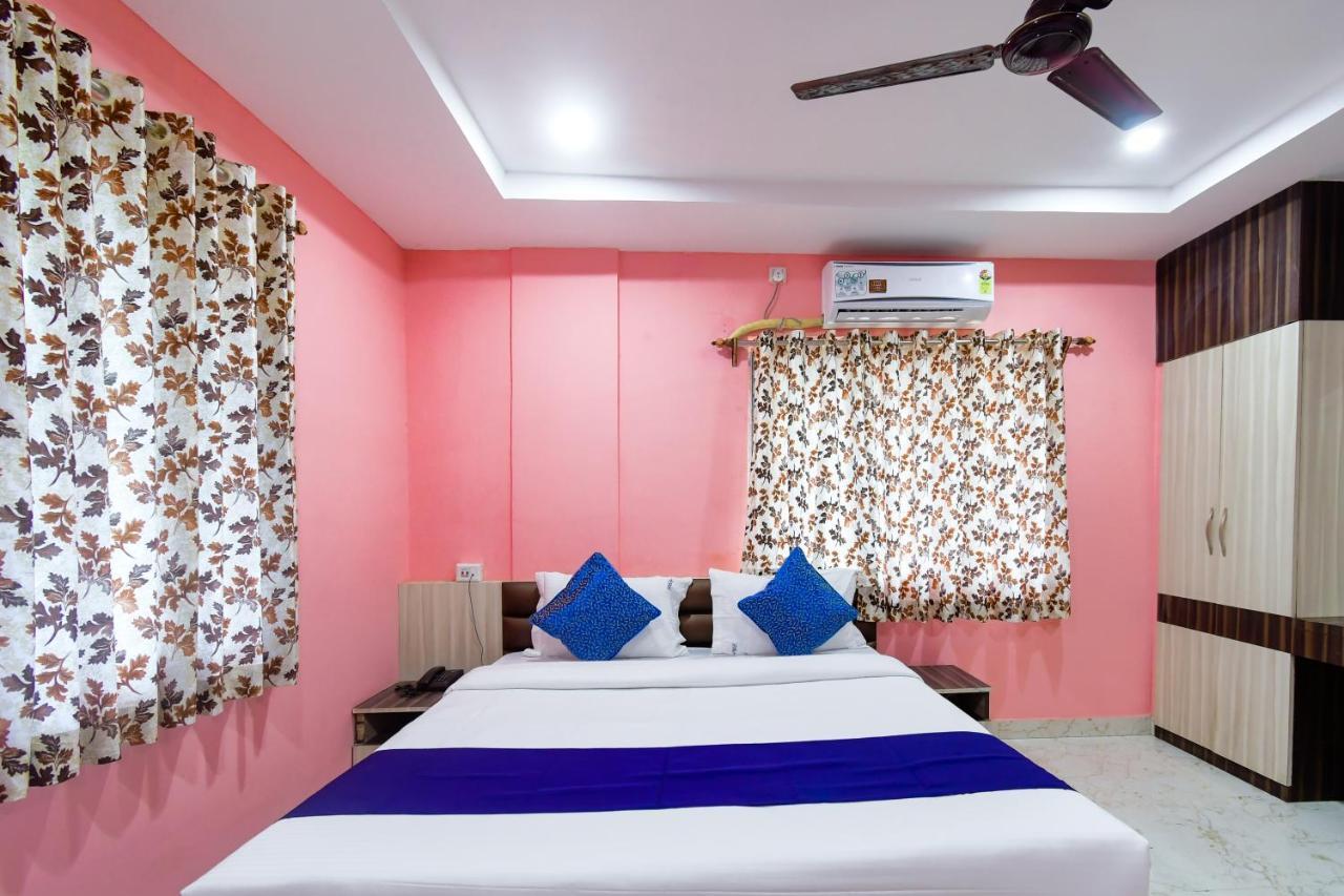 Hotel Blue Abedin Calcutta Exterior foto