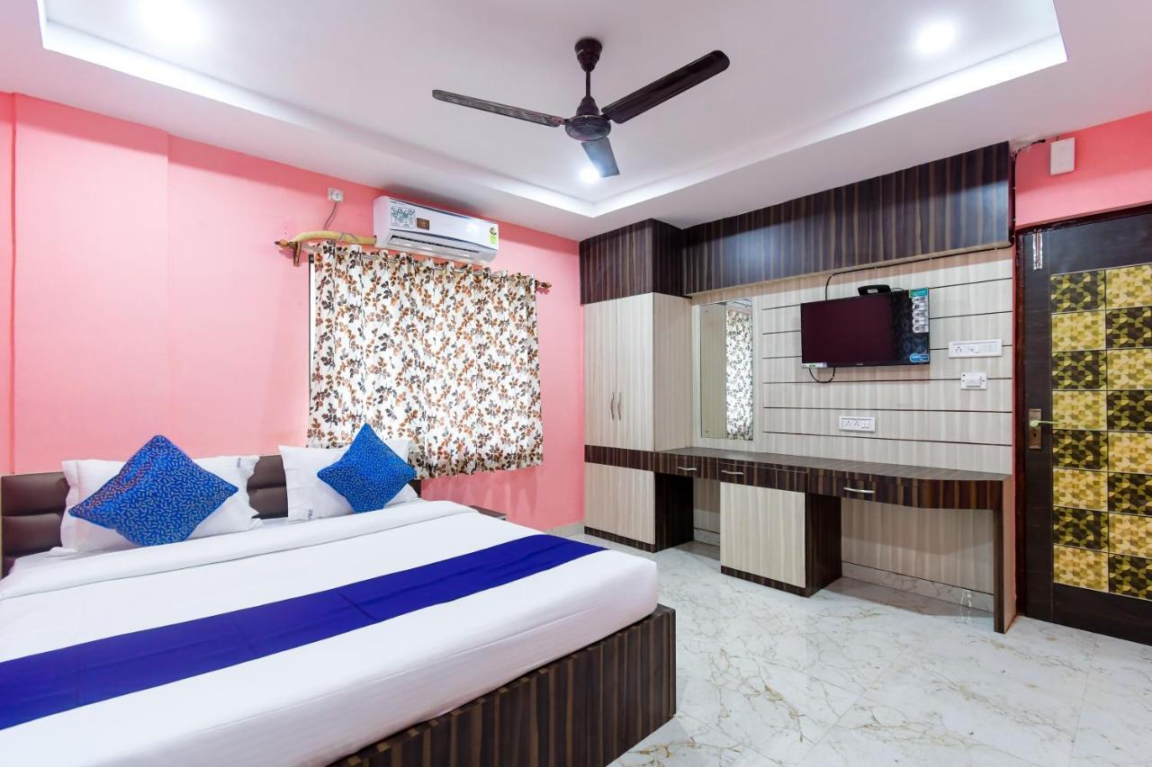 Hotel Blue Abedin Calcutta Exterior foto