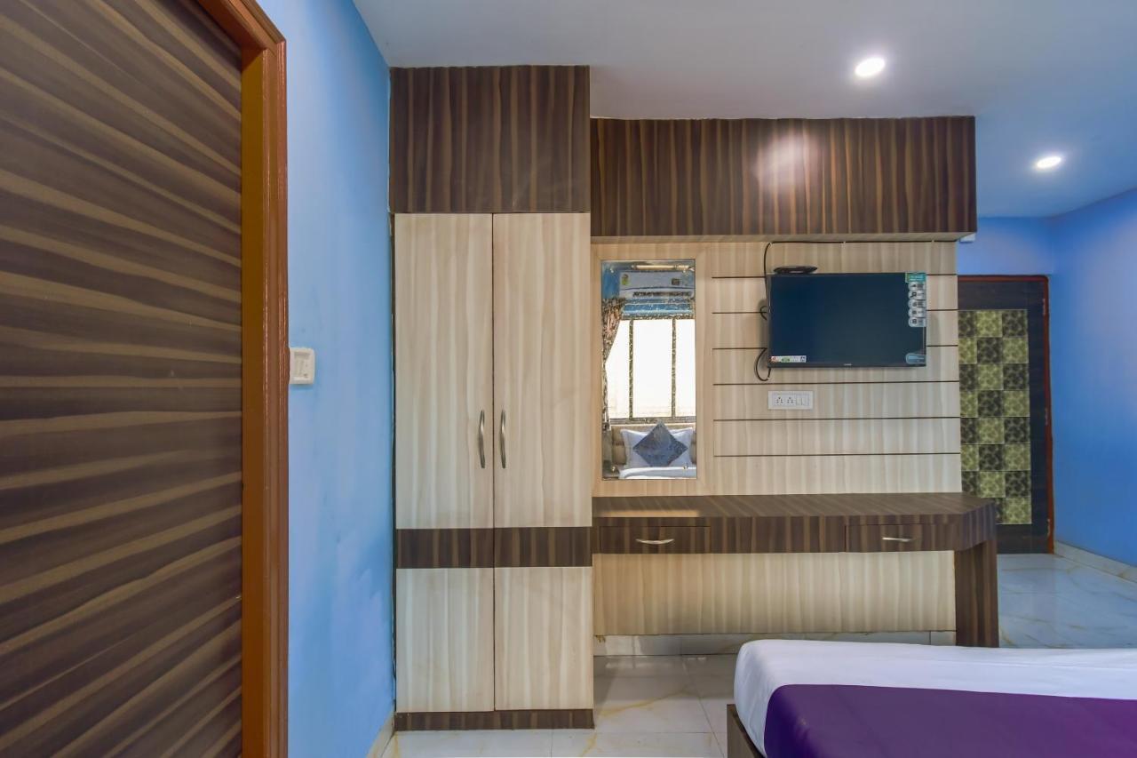 Hotel Blue Abedin Calcutta Exterior foto