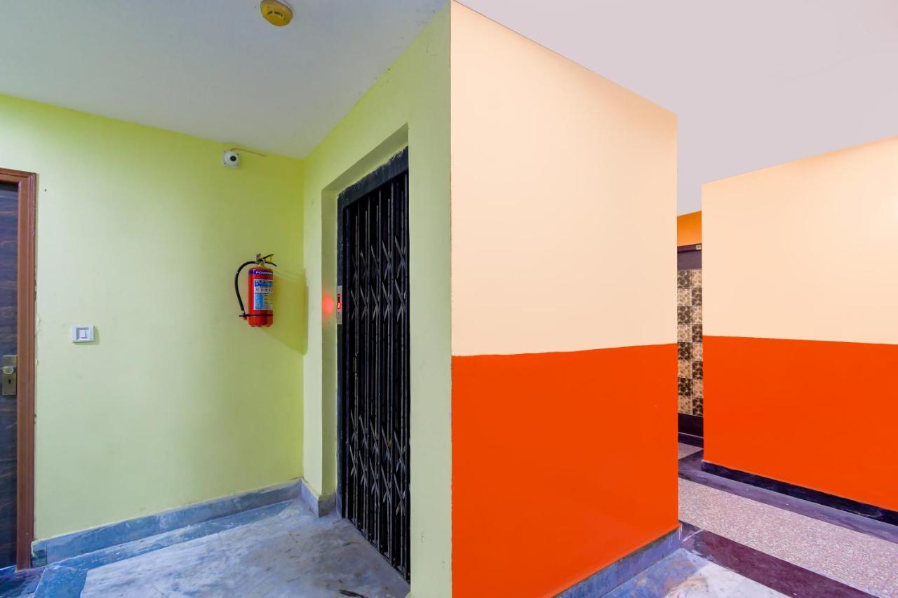 Hotel Blue Abedin Calcutta Exterior foto